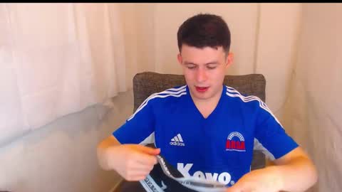 lian_eathan online show from 12, 1, 2026