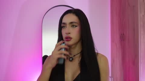 Snapshot of lian_karther1 chatting on 18, 6, 2026 missfernanda X online show from 18, 6, 2026