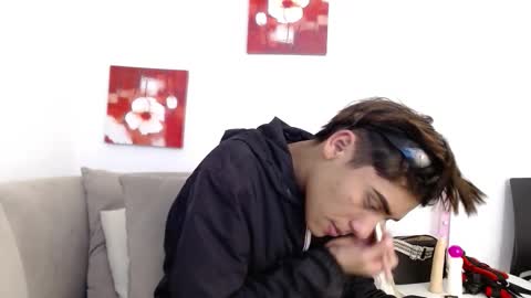 SAMUEL SAMY online show from 22, 11, 2025