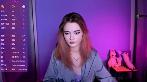 Little Liana  online show from 17, 10, 2025