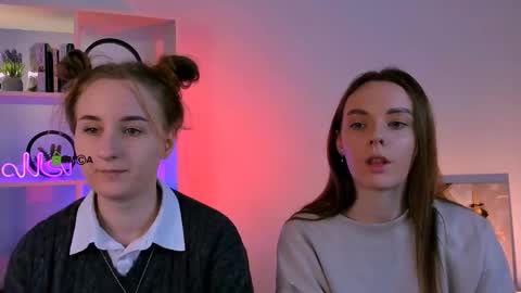 Snapshot of liana_purr chatting on 3, 10, 2025 Liana online show from 3, 10, 2025