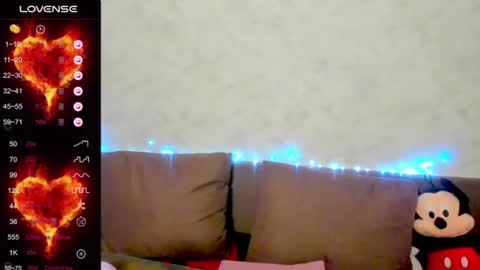 lianawow_ online show from 9, 7, 2026