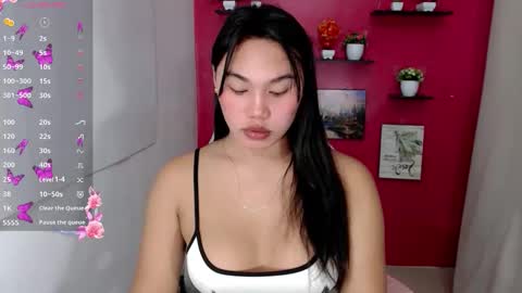 Snapshot of liane_mei chatting on 27, 4, 2026 Liane online show from 27, 4, 2026