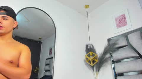 lianfox_ online show from 19, 6, 2026