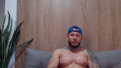 Snapshot of lianjones9 chatting on 29, 1, 2025 lianjones9 online show from 29, 1, 2025