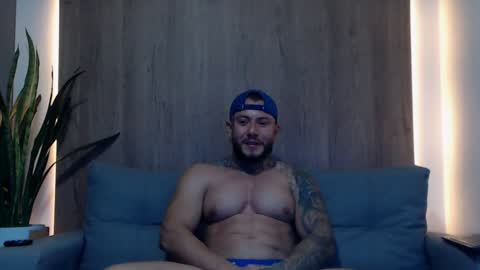 Snapshot of lianjones9 chatting on 6, 2, 2025 lianjones9 online show from 6, 2, 2025