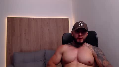 Snapshot of lianjones9 chatting on 1, 11, 2025 lianjones9 online show from 1, 11, 2025