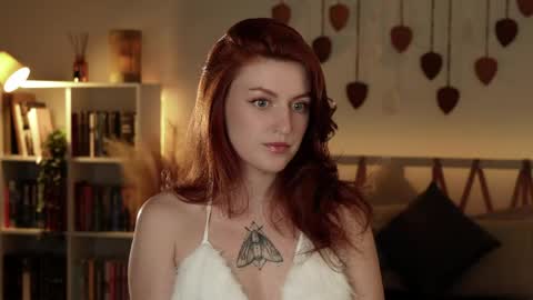 Snapshot of lianna_bm chatting on 24, 3, 2026 Lianna online show from 24, 3, 2026