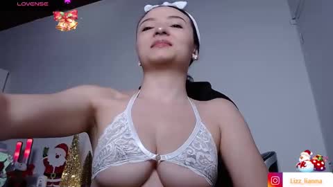 Snapshot of lianna_hot chatting on 6, 12, 2024 --- buy my content naughty in my bio- online show from 6, 12, 2024