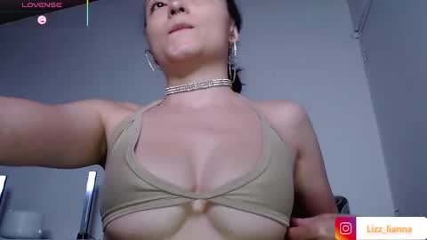 Snapshot of lianna_hot chatting on 6, 3, 2025 --- buy my content naughty in my bio- online show from 6, 3, 2025