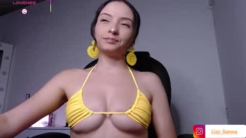 Snapshot of lianna_hot chatting on 13, 9, 2025 --- buy my content naughty in my bio- online show from 13, 9, 2025
