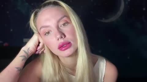 Snapshot of liasherrod chatting on 20, 10, 2025 Anni online show from 20, 10, 2025