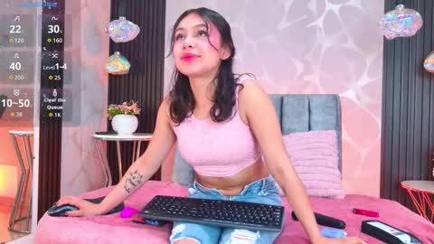 Lia online show from 5, 12, 2025