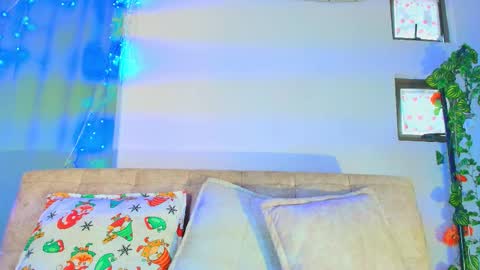 Valentina Hall online show from 17, 12, 2025