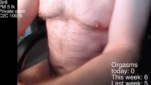 Snapshot of liebestool8 chatting on 5, 1, 2025 liebestool8 online show from 5, 1, 2025