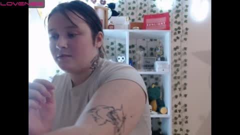 Snapshot of light_lunaa chatting on 12, 1, 2025 light_lunaa online show from 12, 1, 2025