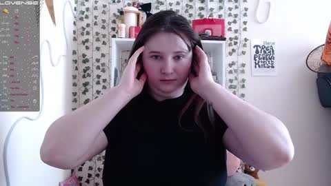 Snapshot of light_lunaa chatting on 7, 2, 2025 light_lunaa online show from 7, 2, 2025