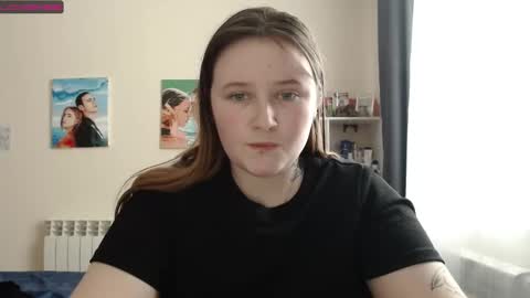 Snapshot of light_lunaa chatting on 2, 3, 2025 light_lunaa online show from 2, 3, 2025