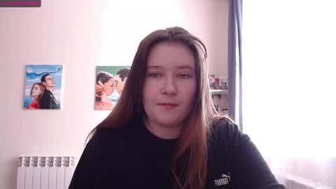 Snapshot of light_lunaa chatting on 8, 3, 2025 light_lunaa online show from 8, 3, 2025