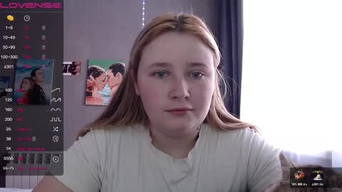 light_lunaa online show from 15, 11, 2025
