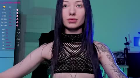 Snapshot of lightlove_iam chatting on 8, 1, 2025 Bembi online show from 8, 1, 2025