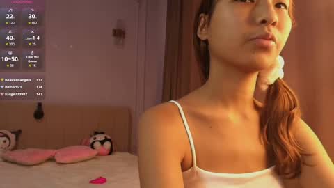 Lihn Pham online show from 15, 4, 2026