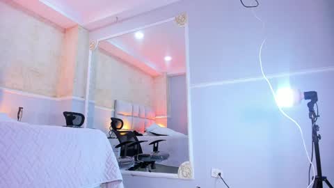 Snapshot of liiamhudson_ chatting on 7, 3, 2025 L I I A M online show from 7, 3, 2025