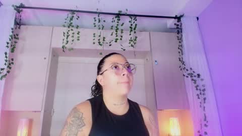         online show from 16, 9, 2025