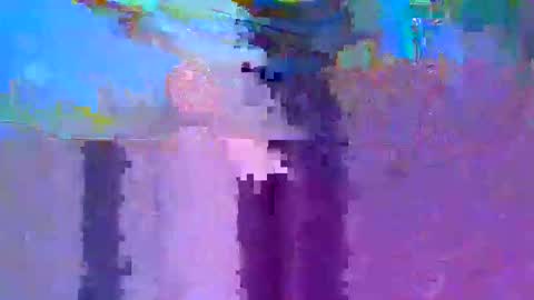 Snapshot of liiilbabyyy chatting on 6, 11, 2025 liiilbabyyy online show from 6, 11, 2025