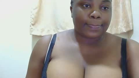 Snapshot of liilcutiee chatting on 27, 4, 2026 Lily online show from 27, 4, 2026