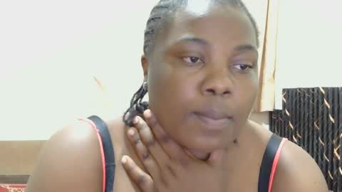 Snapshot of liilcutiee chatting on 22, 7, 2026 Lily online show from 22, 7, 2026