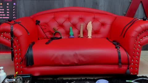 Nini - online show from 18, 12, 2024