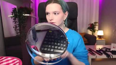 Snapshot of lika_haris chatting on 29, 9, 2025 Lika online show from 29, 9, 2025