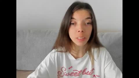 Snapshot of likaaeiston1 chatting on 9, 5, 2026 likaaeiston1 online show from 9, 5, 2026