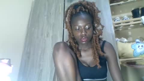 Snapshot of lil6041 chatting on 20, 10, 2025 lil6041 online show from 20, 10, 2025