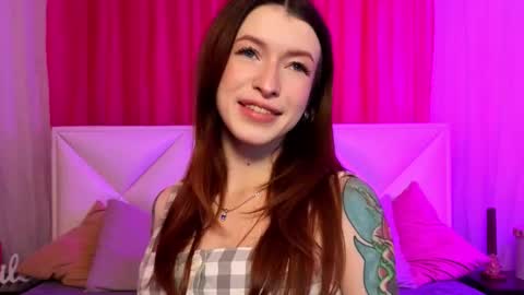 Snapshot of lil_bella_g chatting on 5, 12, 2025 Lil Bella G online show from 5, 12, 2025