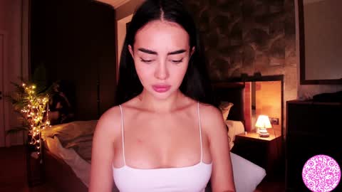 Gabriela online show from 12, 12, 2024