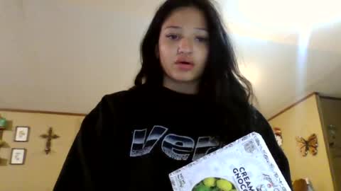 lil_luluvert online show from 12, 7, 2026