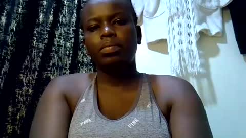 Snapshot of lil_miss23 chatting on 7, 10, 2025 lil_miss23 online show from 7, 10, 2025