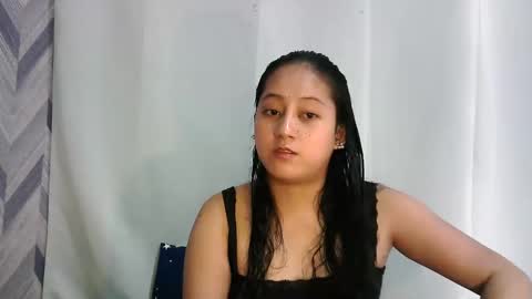 lil_monic18 online show from 8, 11, 2025