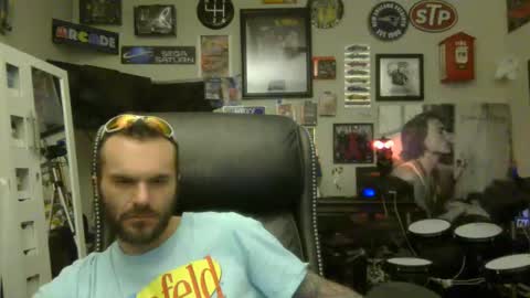 Snapshot of lil_tea_break_6996 chatting on 25, 2, 2025 t online show from 25, 2, 2025