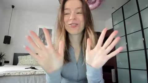 Snapshot of lil_uff chatting on 4, 7, 2026 aka princessmaya online show from 4, 7, 2026