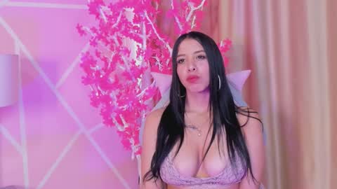 lila noa online show from 22, 9, 2025