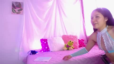 Snapshot of lila_sweet18 chatting on 13, 5, 2026 LILA online show from 13, 5, 2026