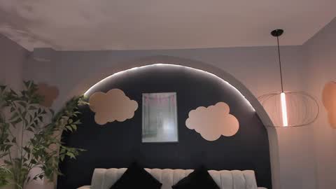 Lila West online show from 14, 1, 2025