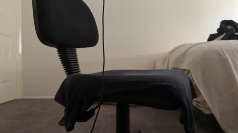 Snapshot of lilbenny05 chatting on 5, 1, 2025 lilbenny05 online show from 5, 1, 2025