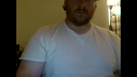 Snapshot of lildickwonder04 chatting on 19, 4, 2026 reallyinsecure online show from 19, 4, 2026