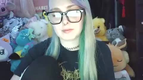 Snapshot of lilemmy1999 chatting on 9, 12, 2024 emily ryanson online show from 9, 12, 2024