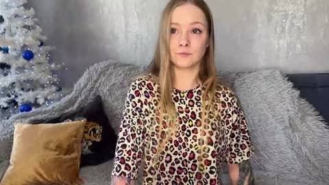 Snapshot of lili_01 chatting on 4, 2, 2026 Lili online show from 4, 2, 2026