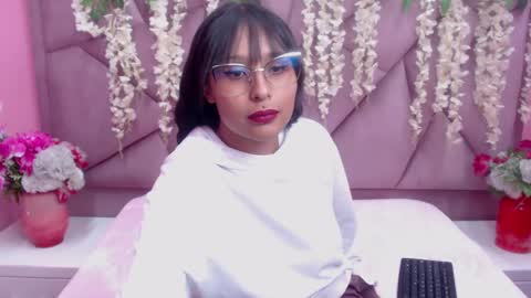 LILI CANDIES online show from 24, 9, 2025